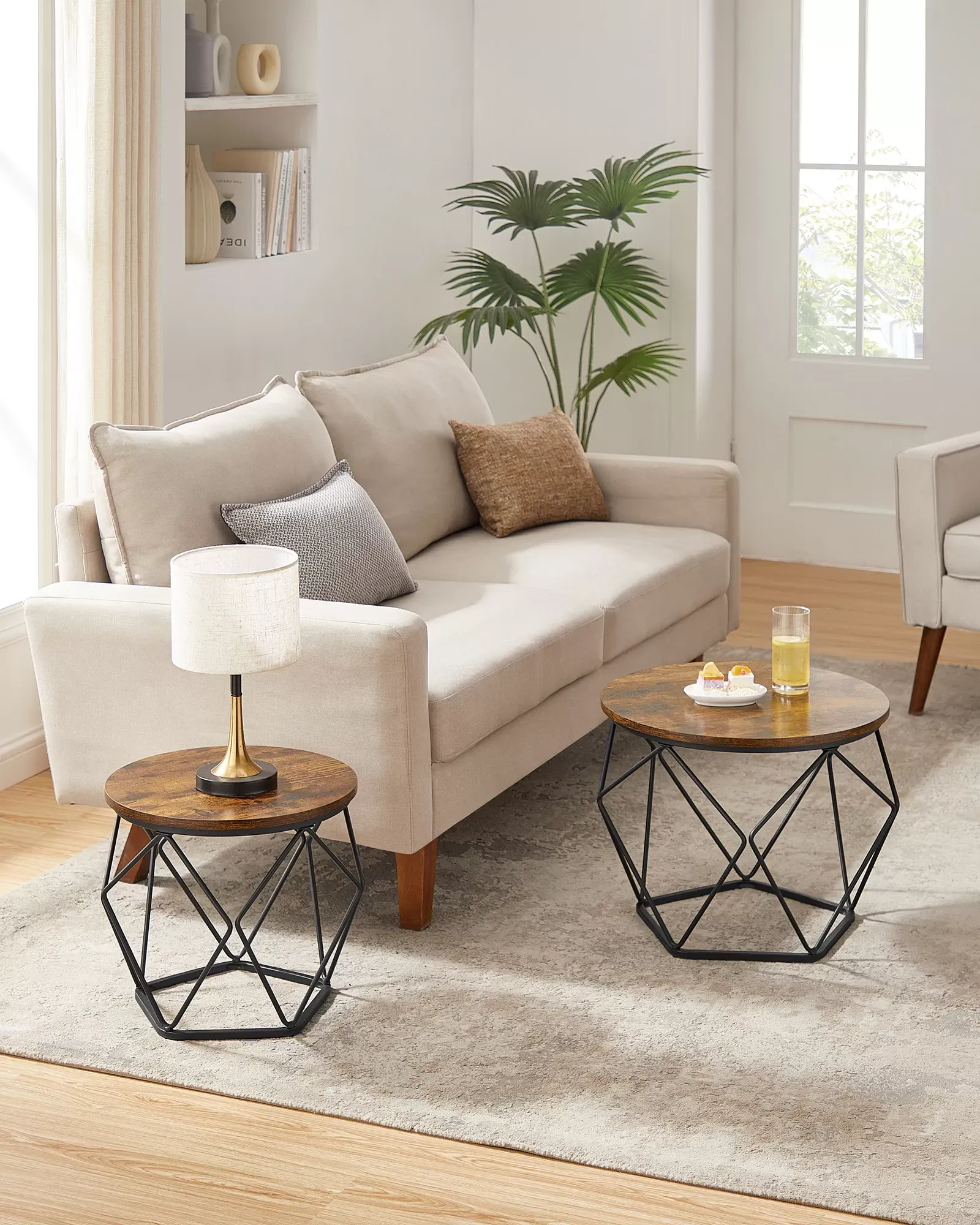 Illustration numéro 3 du produit Tables basses gigognes lot 2  effet bois style industriel Marron