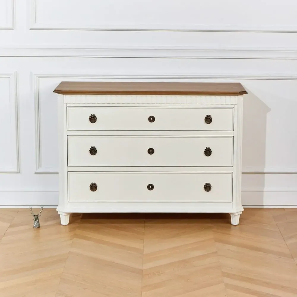 Illustration numéro 3 du produit Commode 3 tiroirs plateau en chêne blanche