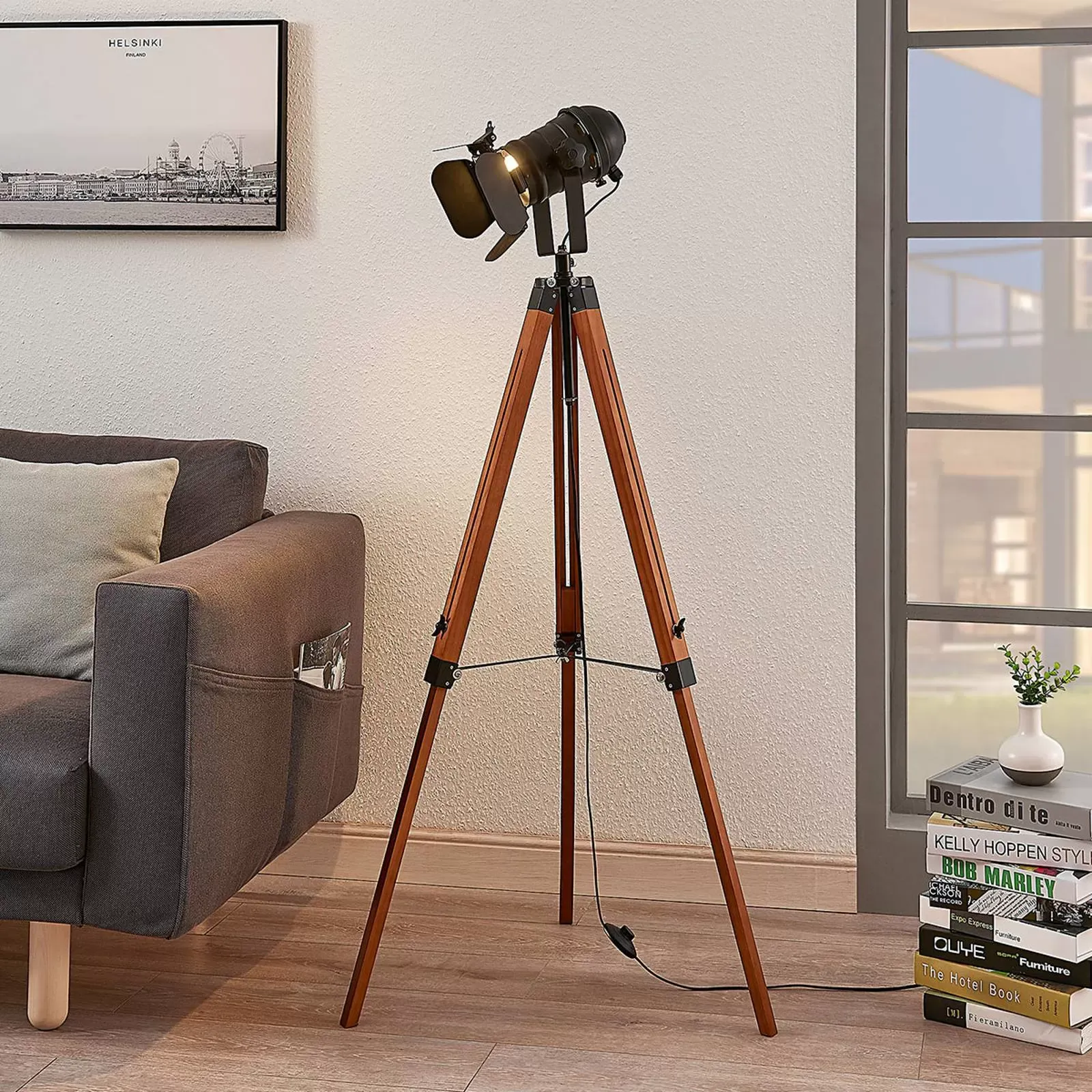 Illustration numéro 3 du produit Lampadaire Bois en Bois Marron