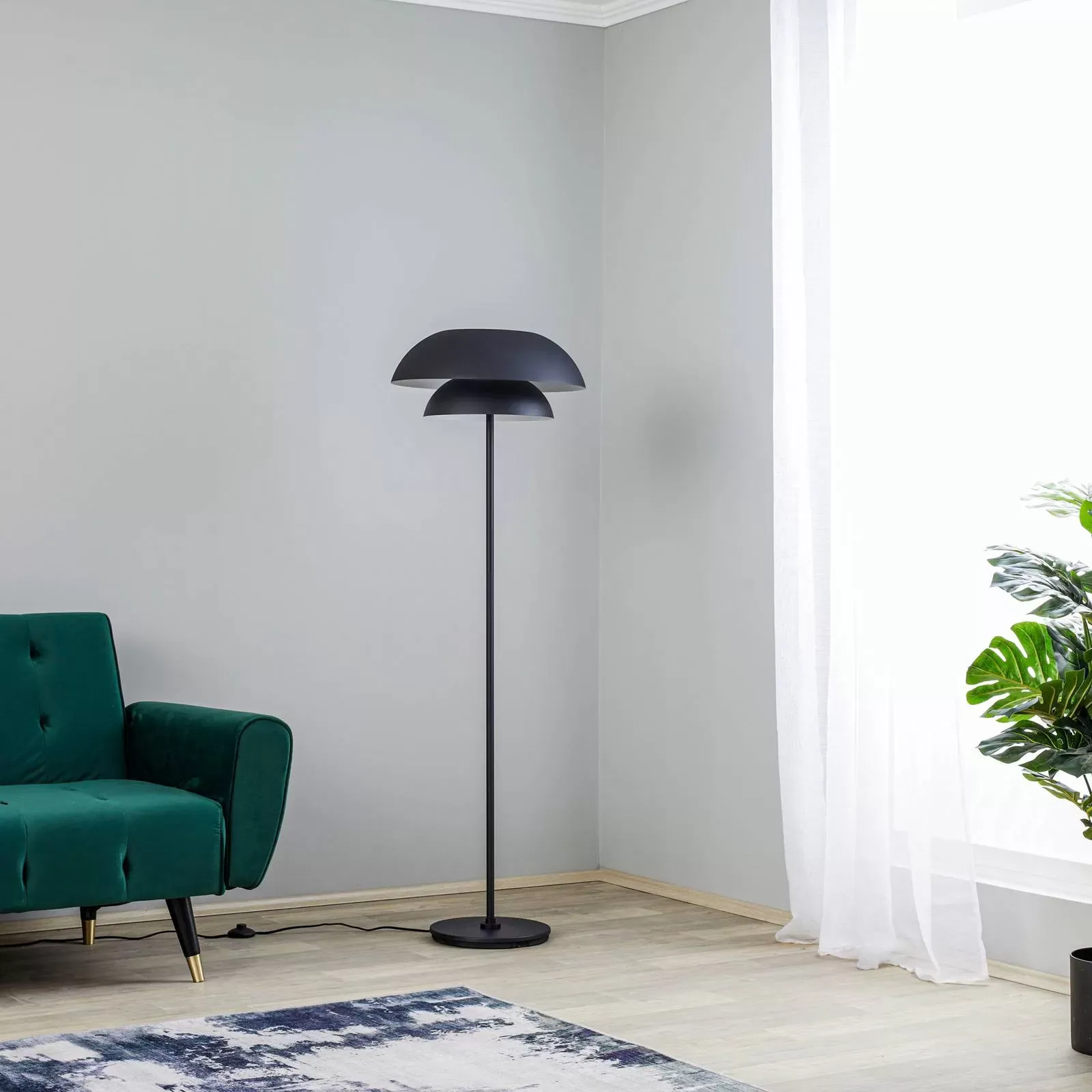 Illustration numéro 3 du produit Lampadaire en Métal Noir