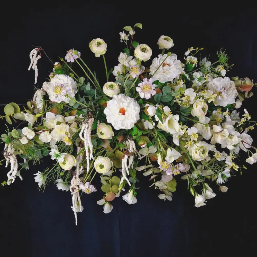 Illustration numéro 3 du produit Tige de renoncule avec bourgeon artificielle rose H56