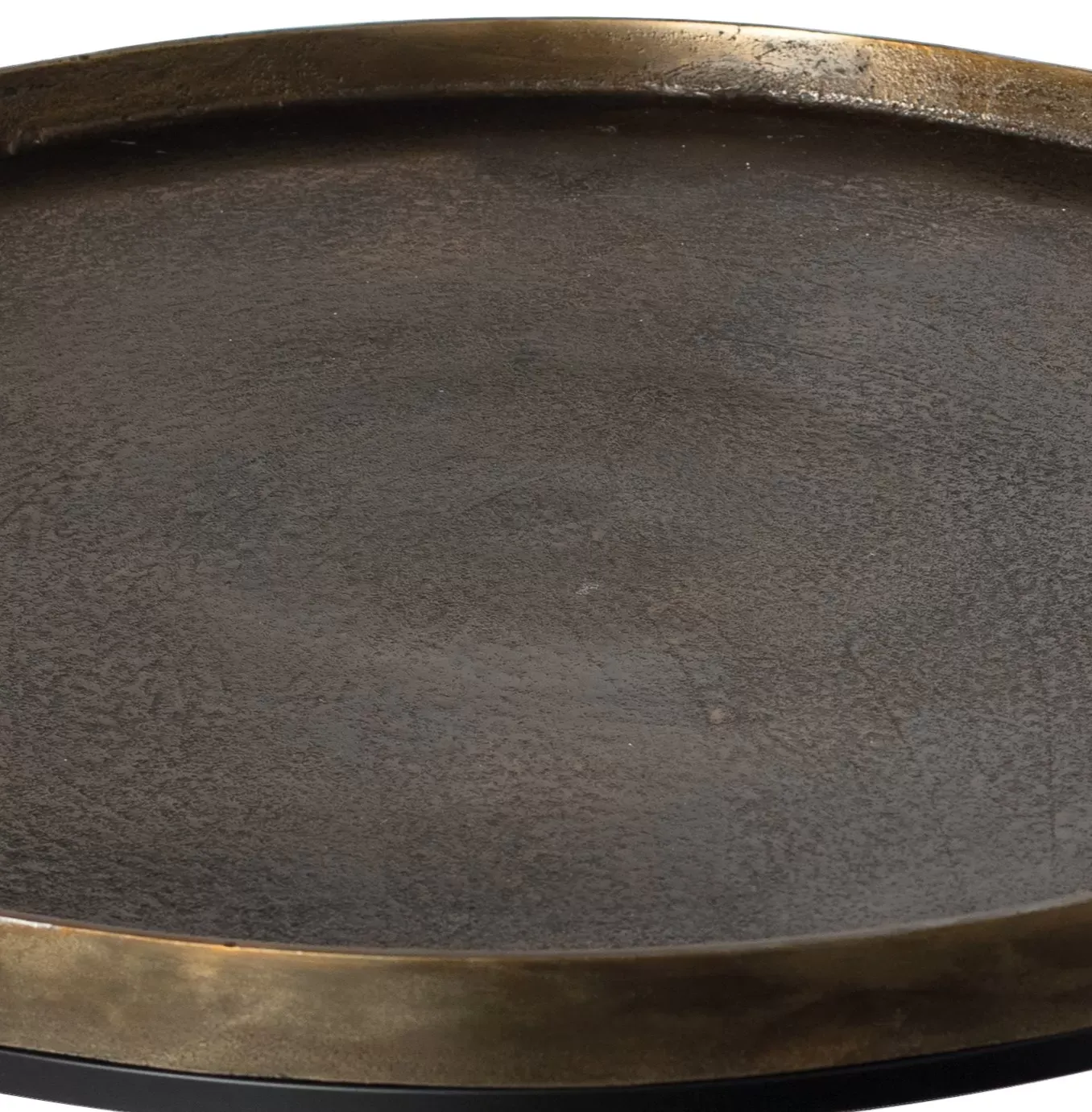 Illustration numéro 3 du produit Lot de 2 tables basse fer noir et aluminium finition bronze