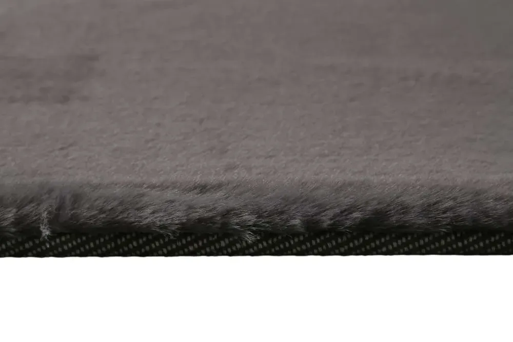Illustration numéro 3 du produit Tapis effet peau de lapin doux tufté gris pour salon, chambre 160x230