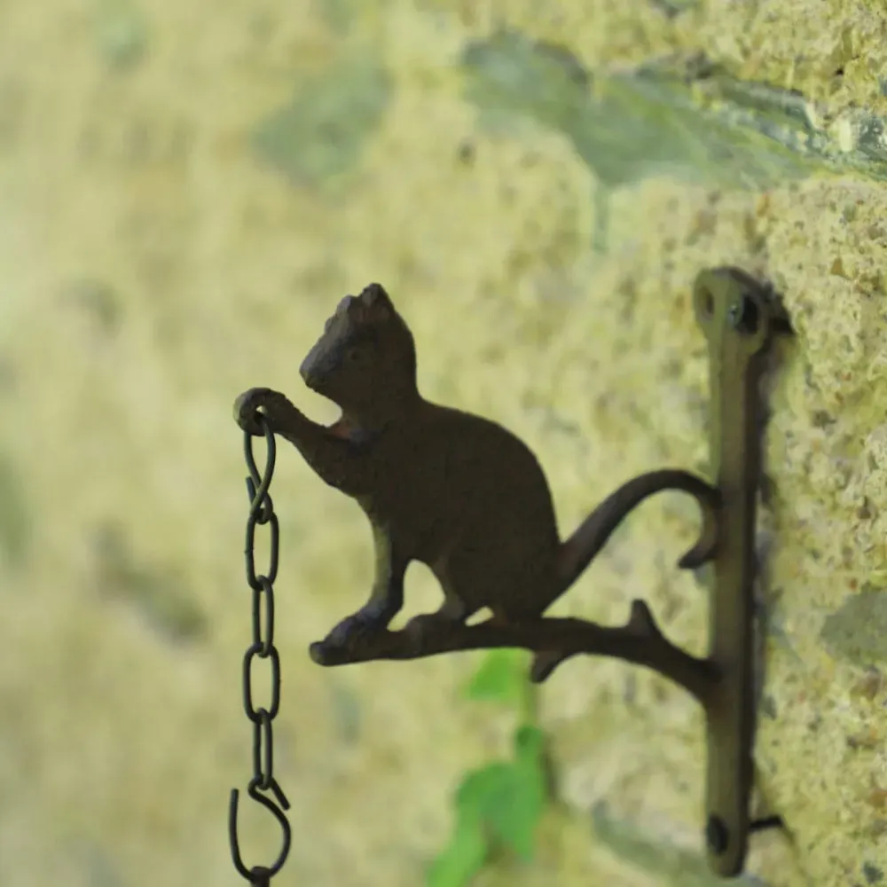 Illustration numéro 3 du produit Cloche de jardin de porte ancienne chat en fonte marron 16 x 23 cm