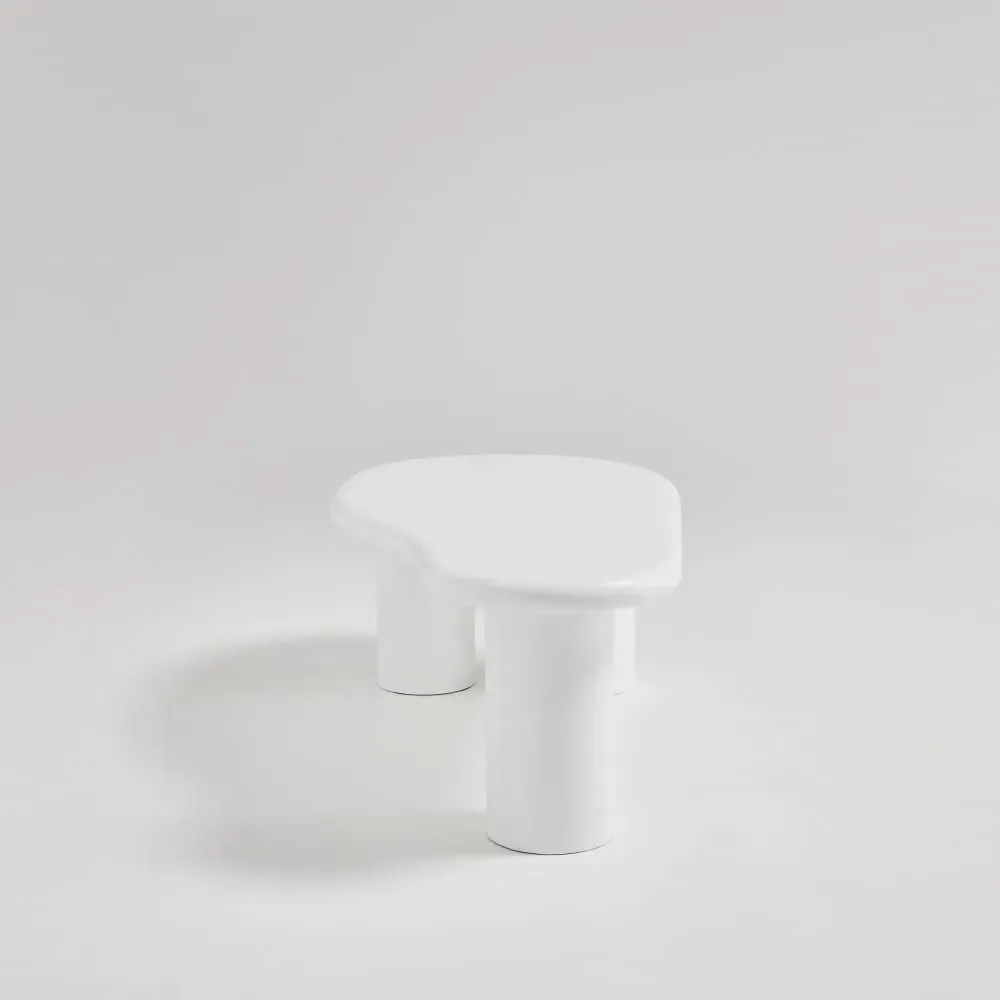 Illustration numéro 3 du produit Table basse organique en fibre de ciment L120cm - Blanc