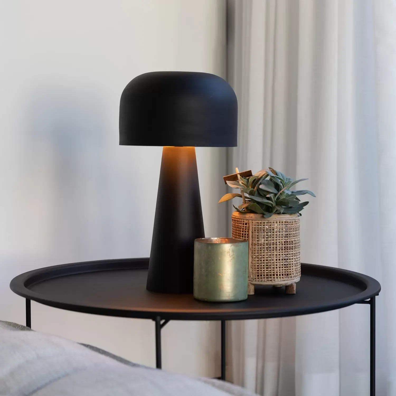 Illustration numéro 3 du produit Lampe de table en métal, lampe champignon, 45cm, noir