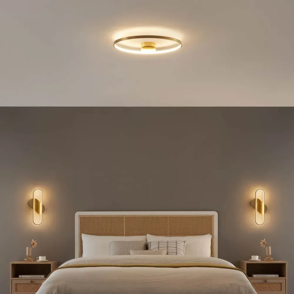 Illustration numéro 3 du produit Plafonnier en acier, aluminium et silicone Doré / Laiton 55 cm