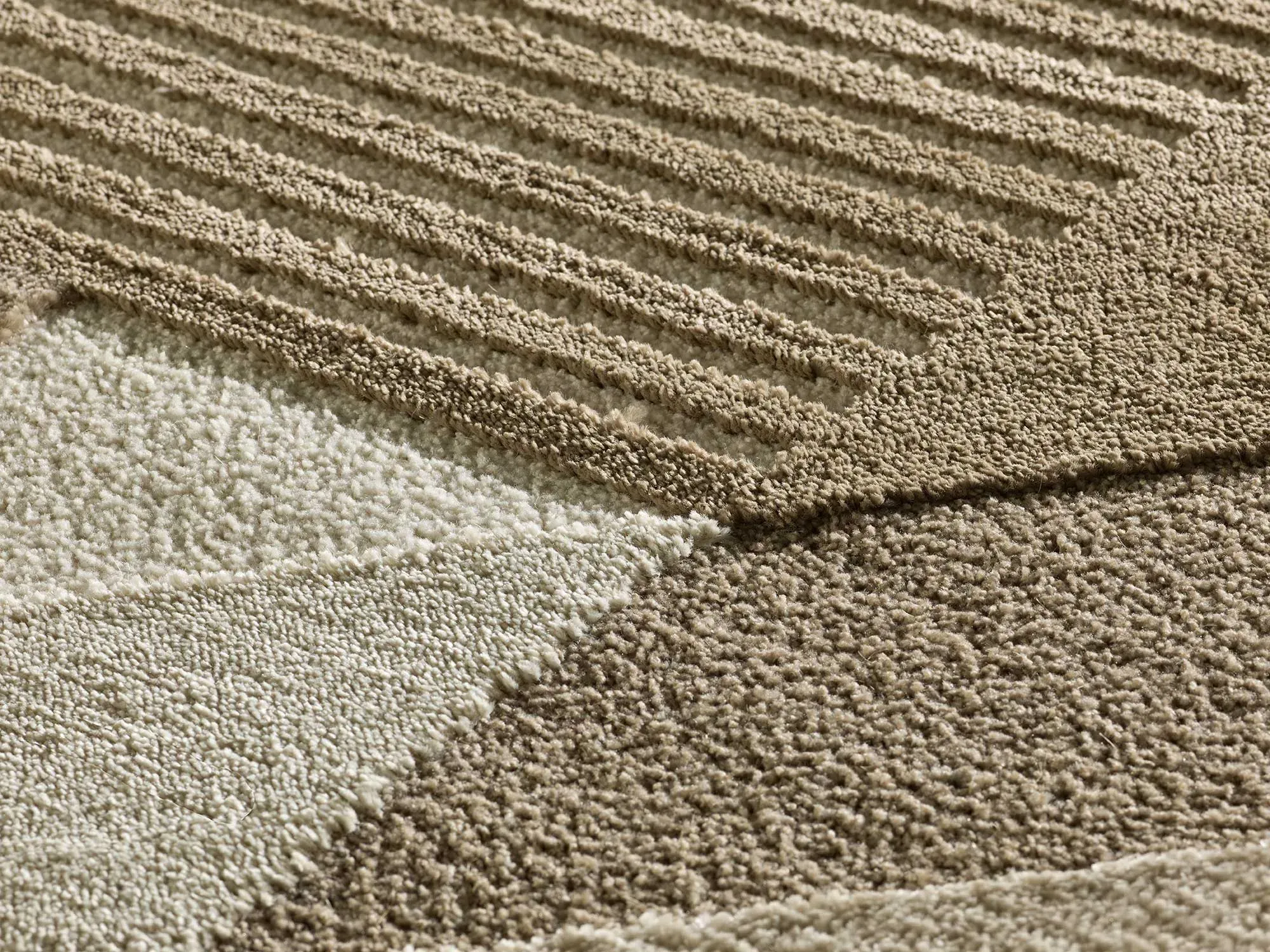 Illustration numéro 3 du produit Tapis à relief moderne beige/cuivre 140x200 cm