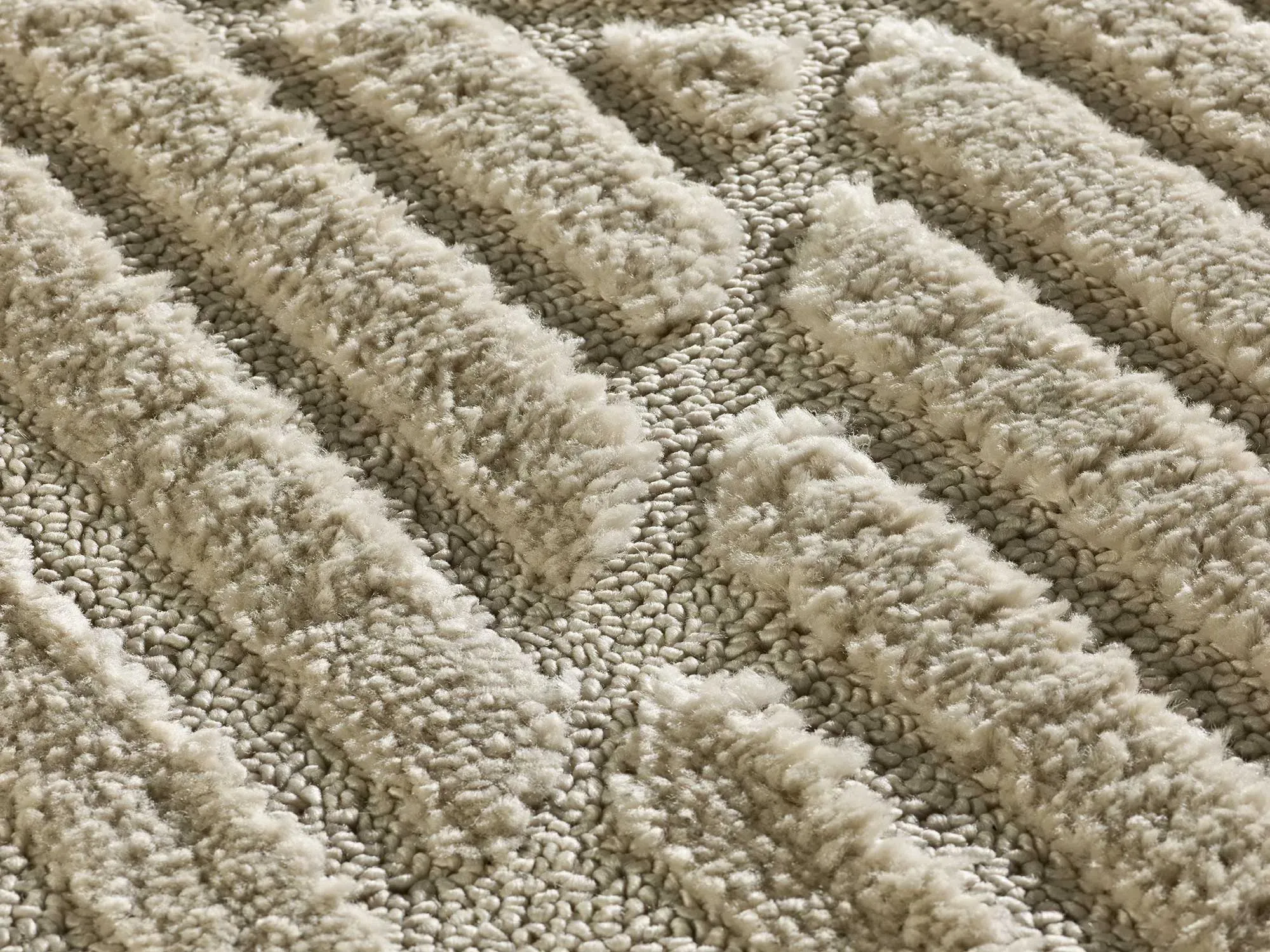 Illustration numéro 3 du produit Tapis à relief à poils longs beige 80x150 cm