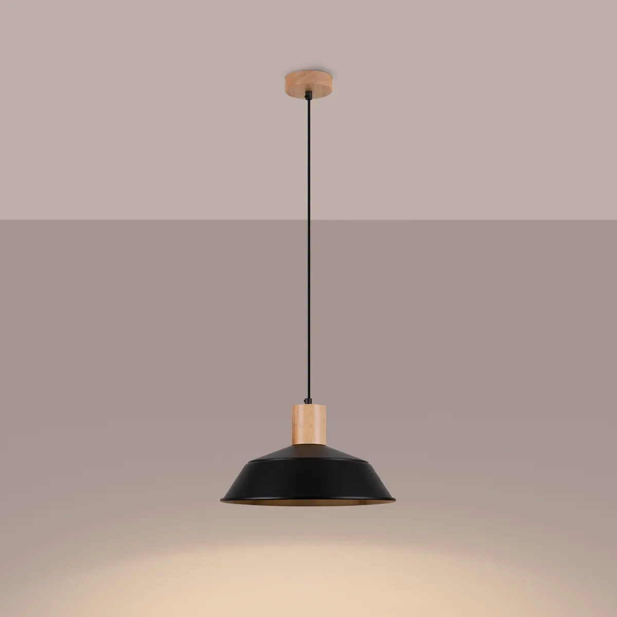 Illustration numéro 3 du produit Lampe suspendue acier noir H 120 cm