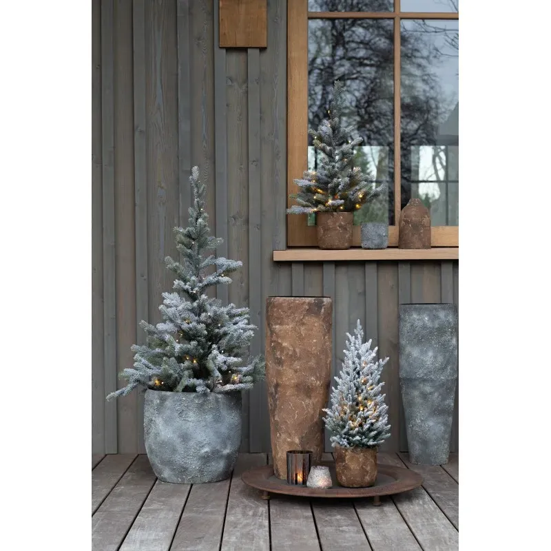 Illustration numéro 3 du produit Pot à plante rugueux en métal gris 40x40x37cm