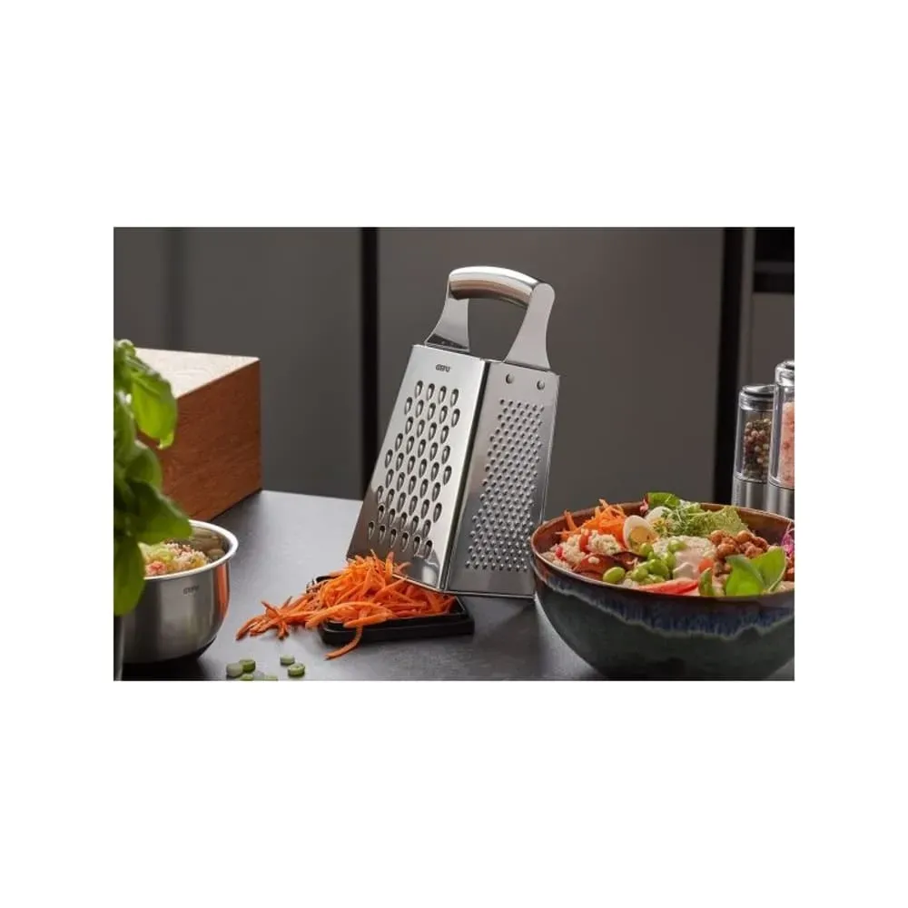 Illustration numéro 3 du produit Râpe carrée GRATO