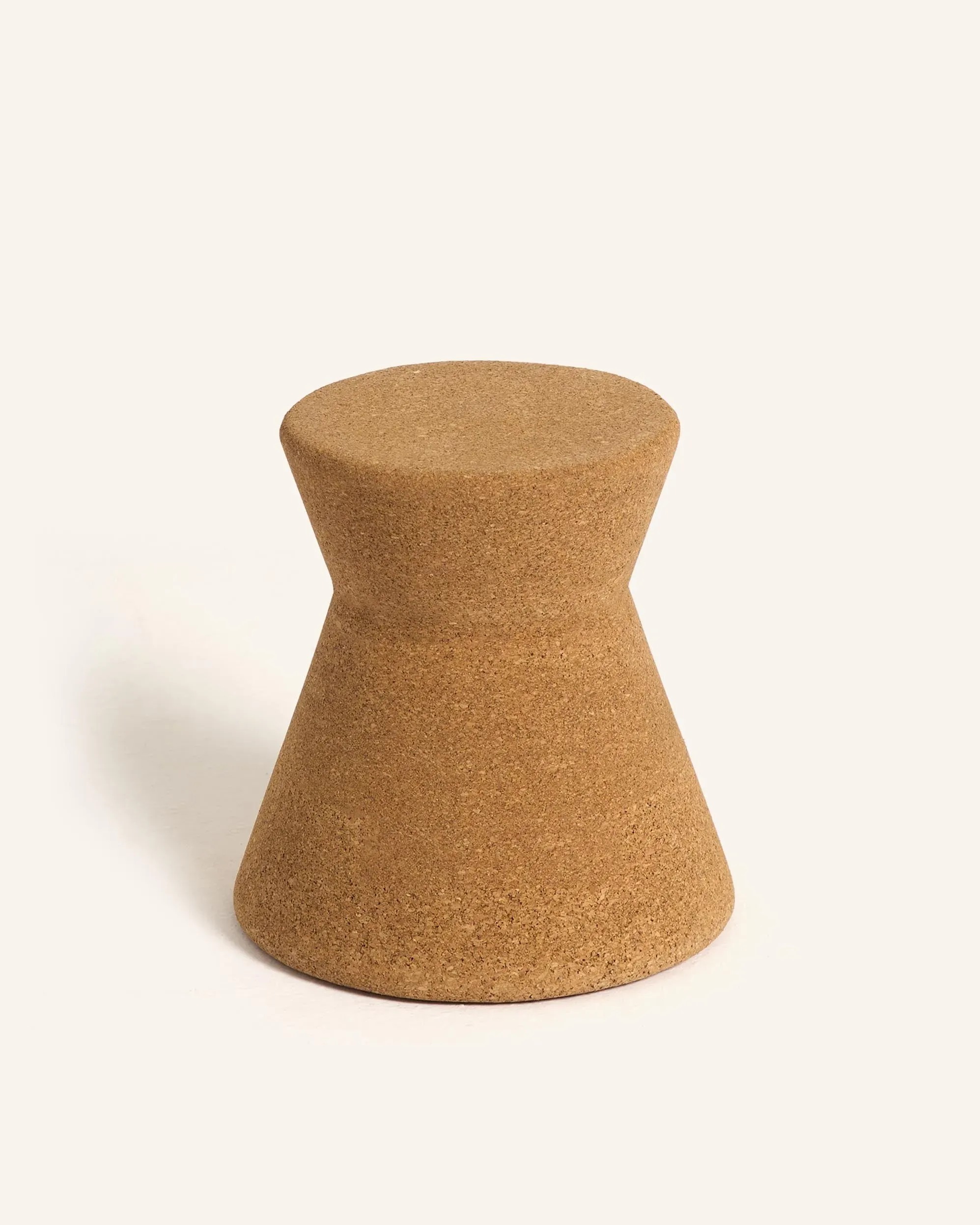 Illustration numéro 3 du produit Tabouret design en liège