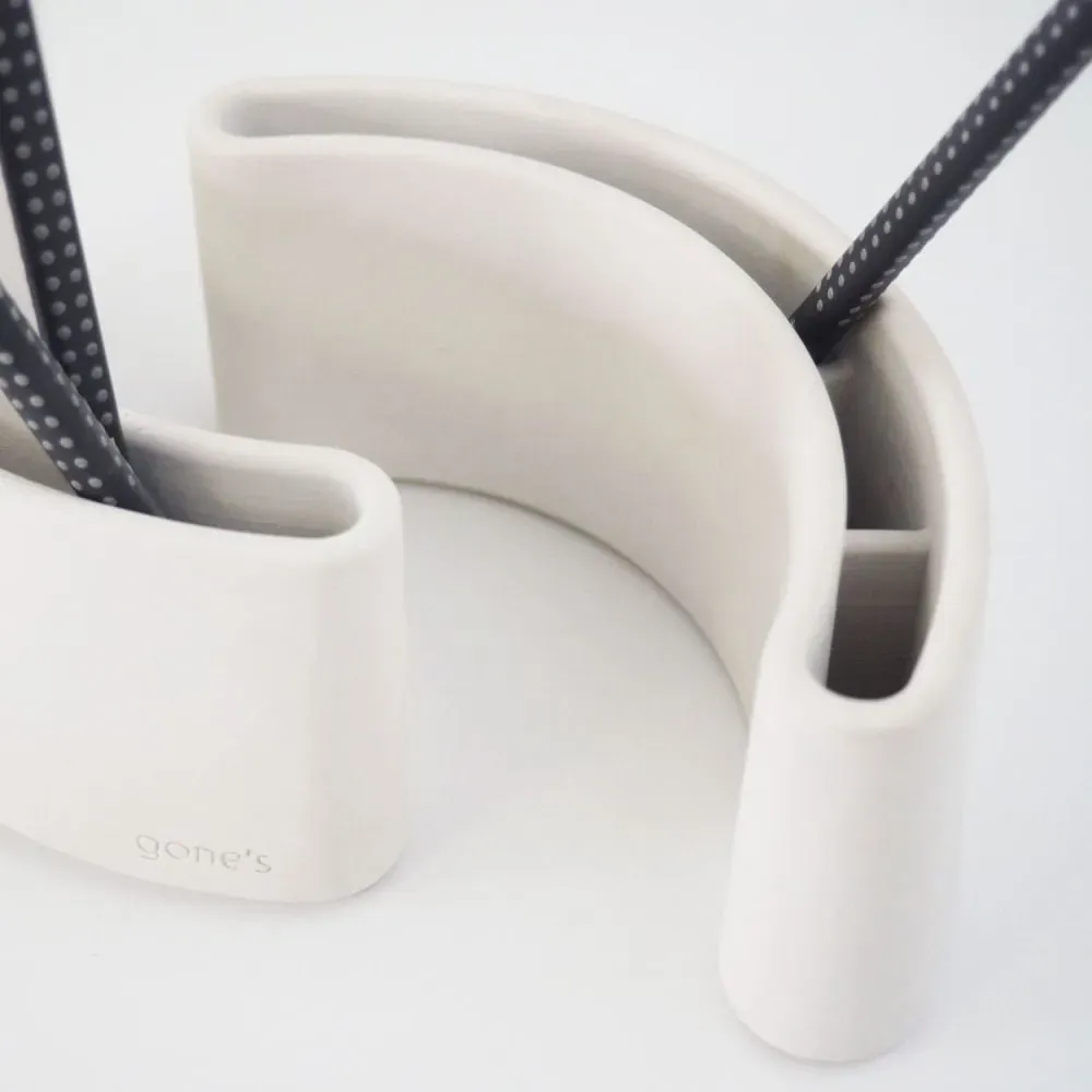 Illustration numéro 3 du produit Lot de 2 pots à crayons béton blanc