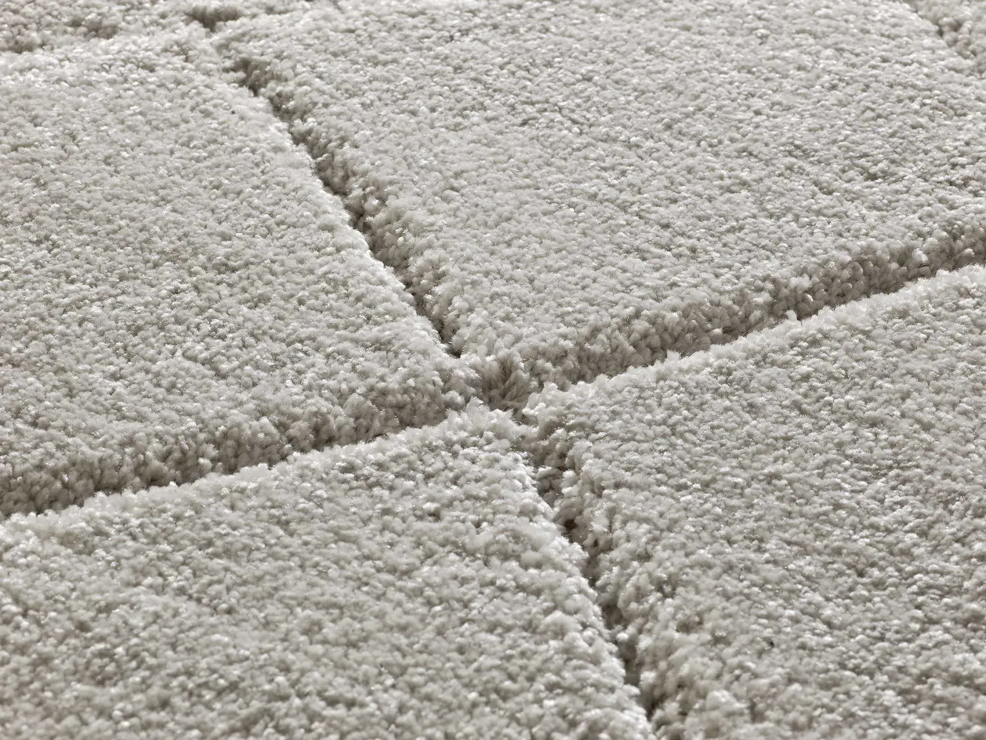 Illustration numéro 3 du produit Tapis descente de lit shaggy gris 60x120 cm