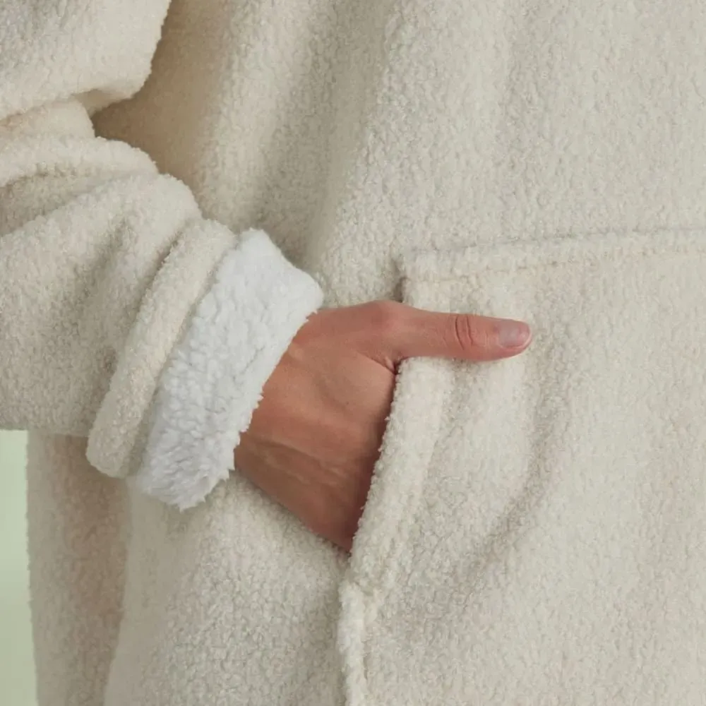 Illustration numéro 3 du produit Plaid sweat en bouclette  70x87cm