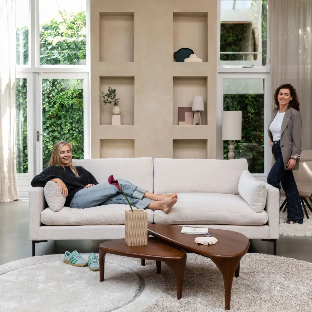 Illustration numéro 3 du produit Canapé 3 places en tissu blanc crème