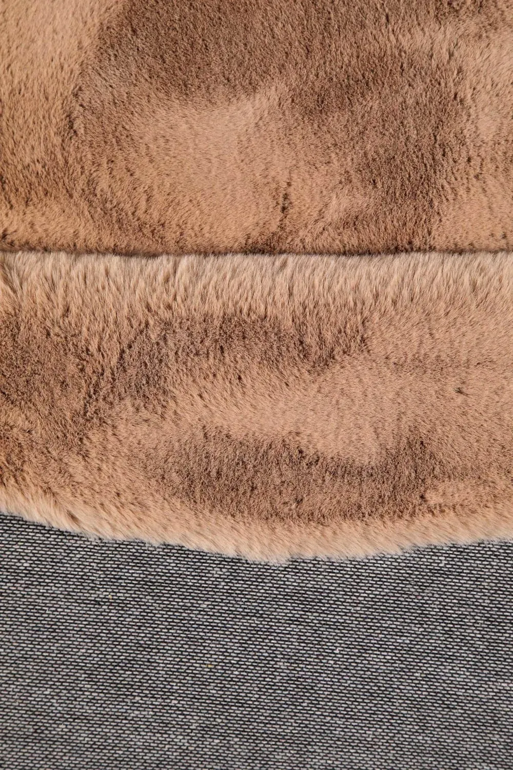 Illustration numéro 3 du produit Tapis rond imitation fourrure lapin doux tufté rose poudré ⌀100