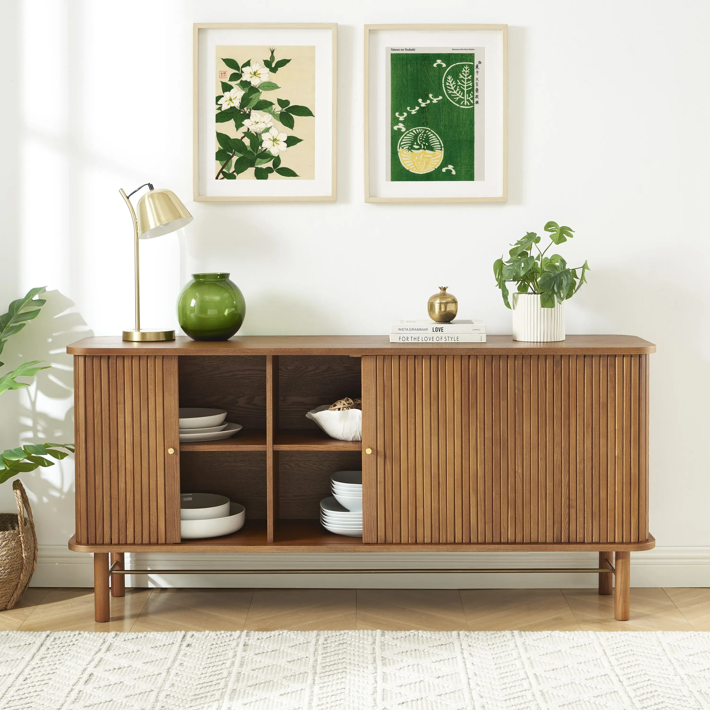 Illustration numéro 3 du produit Buffet frêne foncé portes tambour