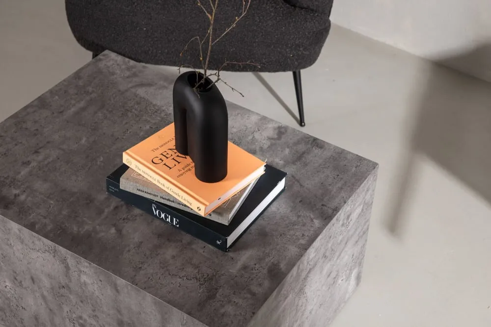 Illustration numéro 3 du produit Table basse effet bois de couleur gris foncé