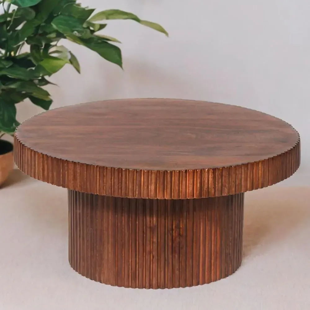 Illustration numéro 3 du produit Table  basse en manguier massif vernis teinté noyer