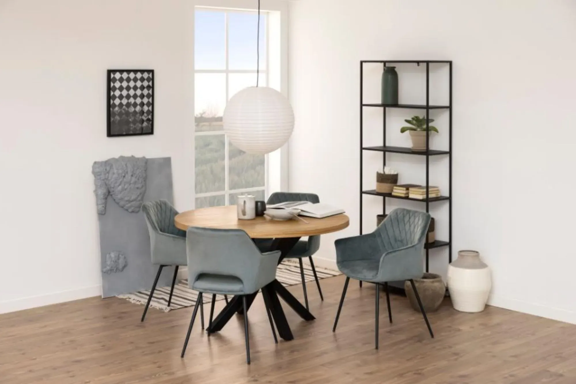 Illustration numéro 3 du produit Bibliothèque scandinave en métal noir 5 tablettes