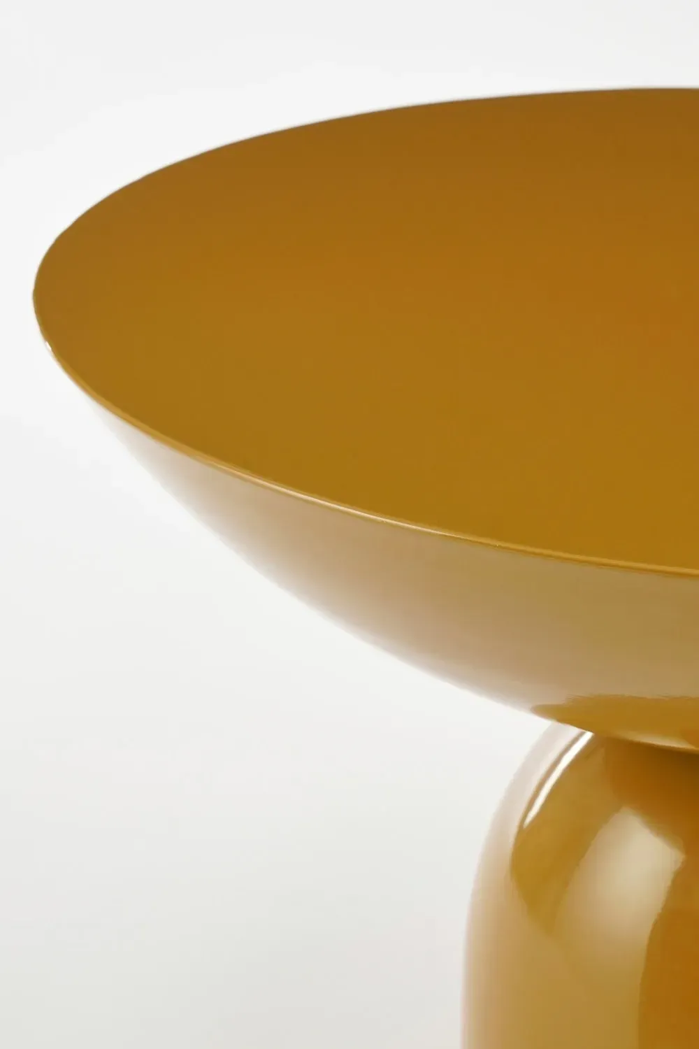 Illustration numéro 3 du produit Table d'appoint en métal marron H28