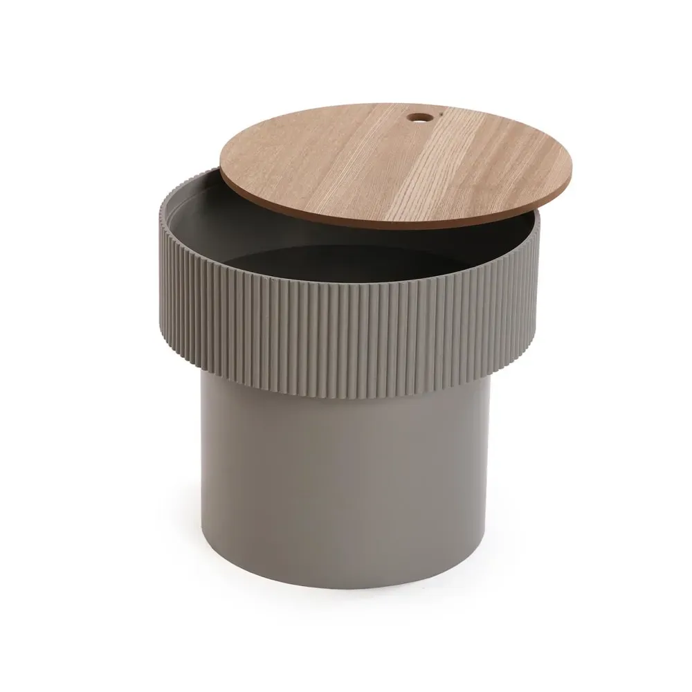 Illustration numéro 3 du produit Table d'appoint en fer gris