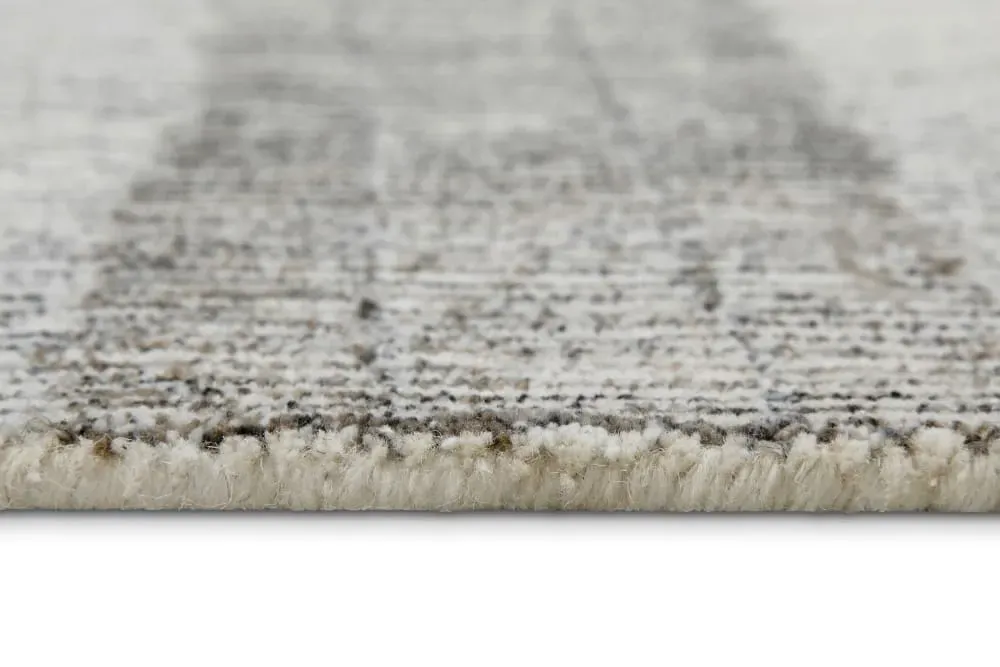 Illustration numéro 3 du produit Tapis beige et gris futé main à rayures 180 rd.