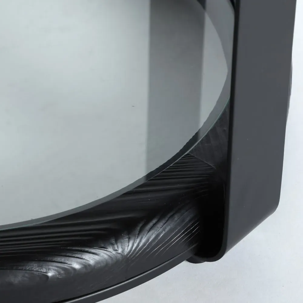 Illustration numéro 3 du produit Table basse en bois de sapin noir  55x55x65 cm