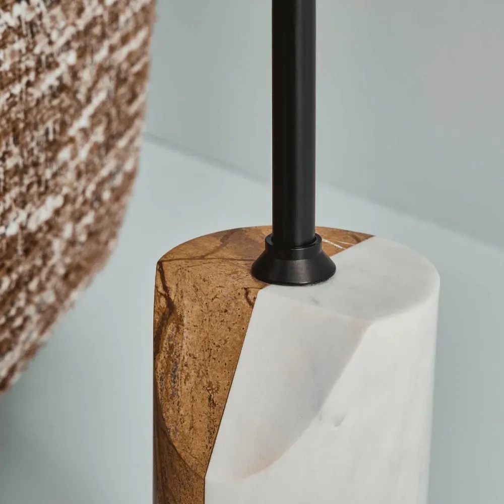 Illustration numéro 3 du produit Selette avec piètement en marbre