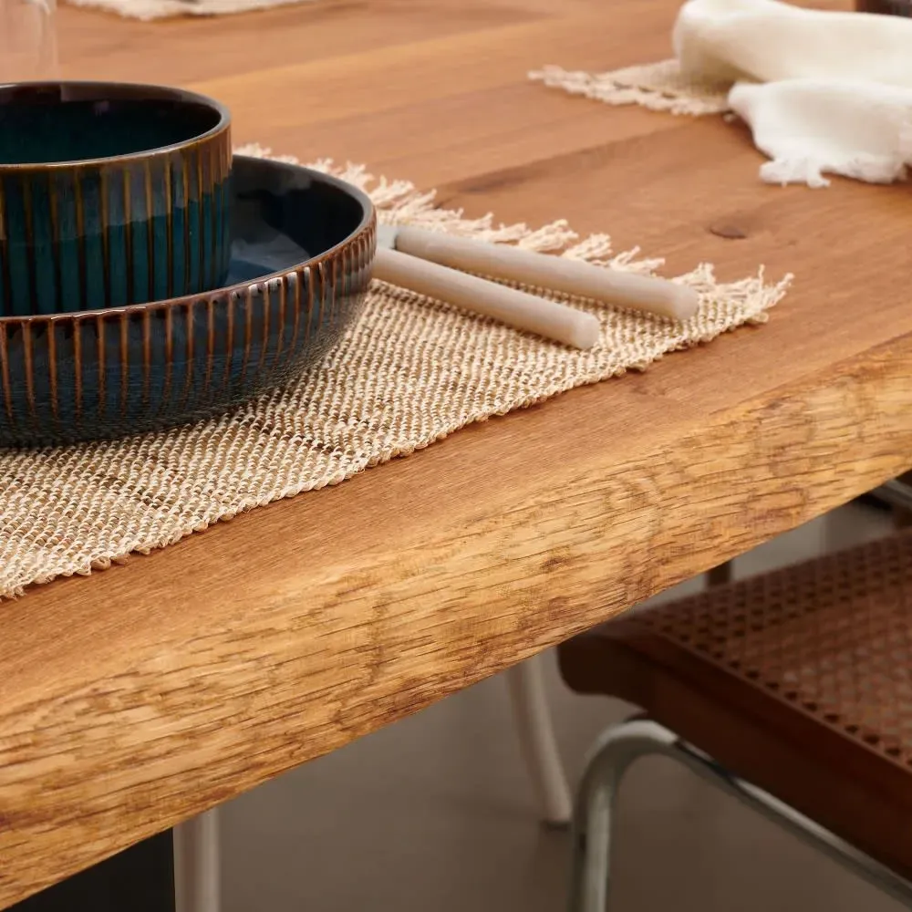 Illustration numéro 3 du produit Table à manger en chêne massif huilé pour 10 personnes 220x100cm