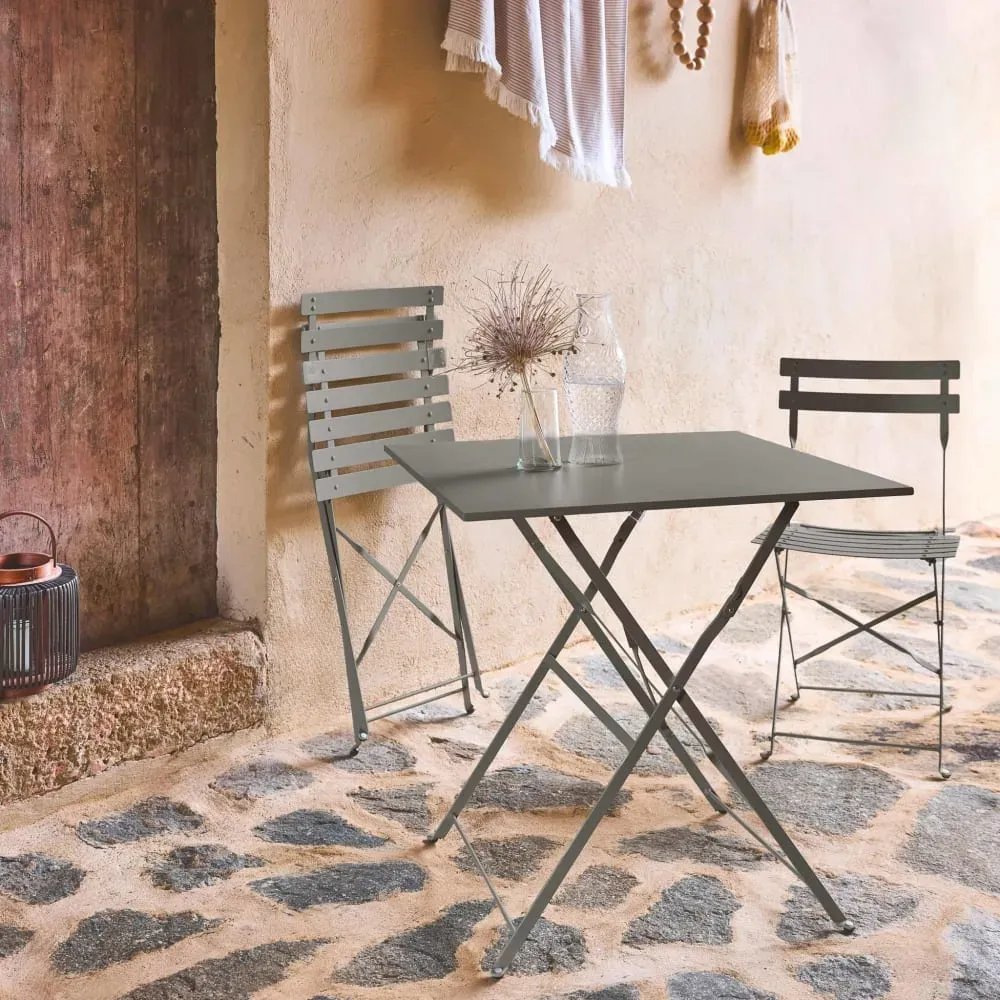 Illustration numéro 3 du produit Table et chaises de jardin pliables 70 x 70cm, kaki