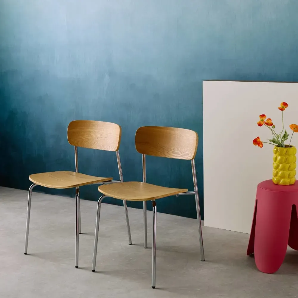 Illustration numéro 3 du produit Chaise vintage effet frêne et pieds métal chromé (lot de 2)