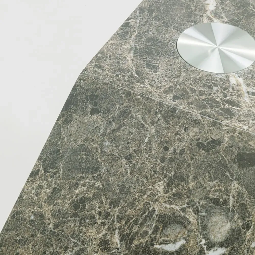 Illustration numéro 3 du produit Table basse imitation roche en acier et verre