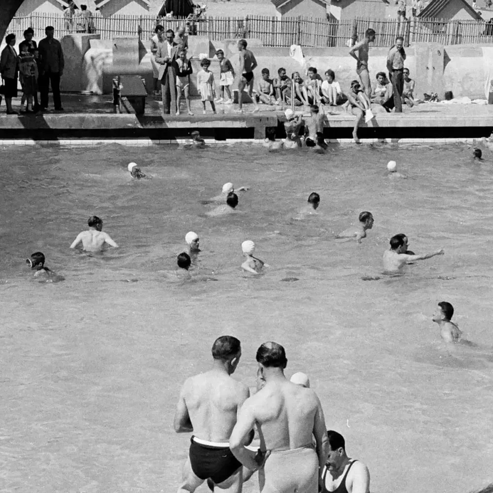 Illustration numéro 3 du produit Photo ancienne le Touquet Paris plage imprimé sur toile 50x50 cm