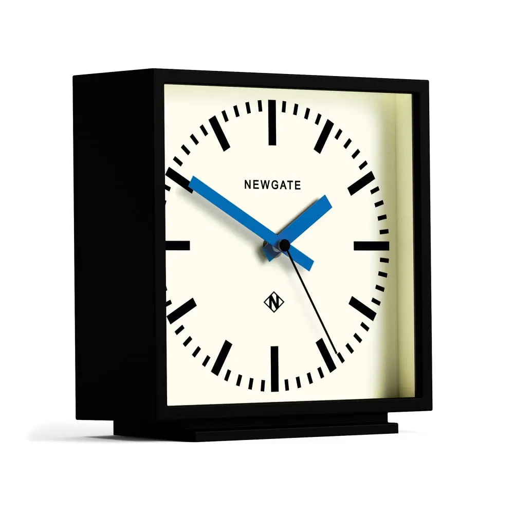 Illustration numéro 3 du produit Horloge de cheminée style gare rouge mat