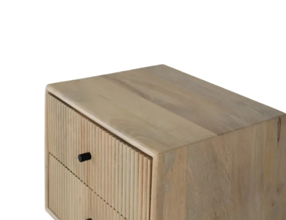 Illustration numéro 3 du produit Table de chevet en bois de manguier à texture rainurée