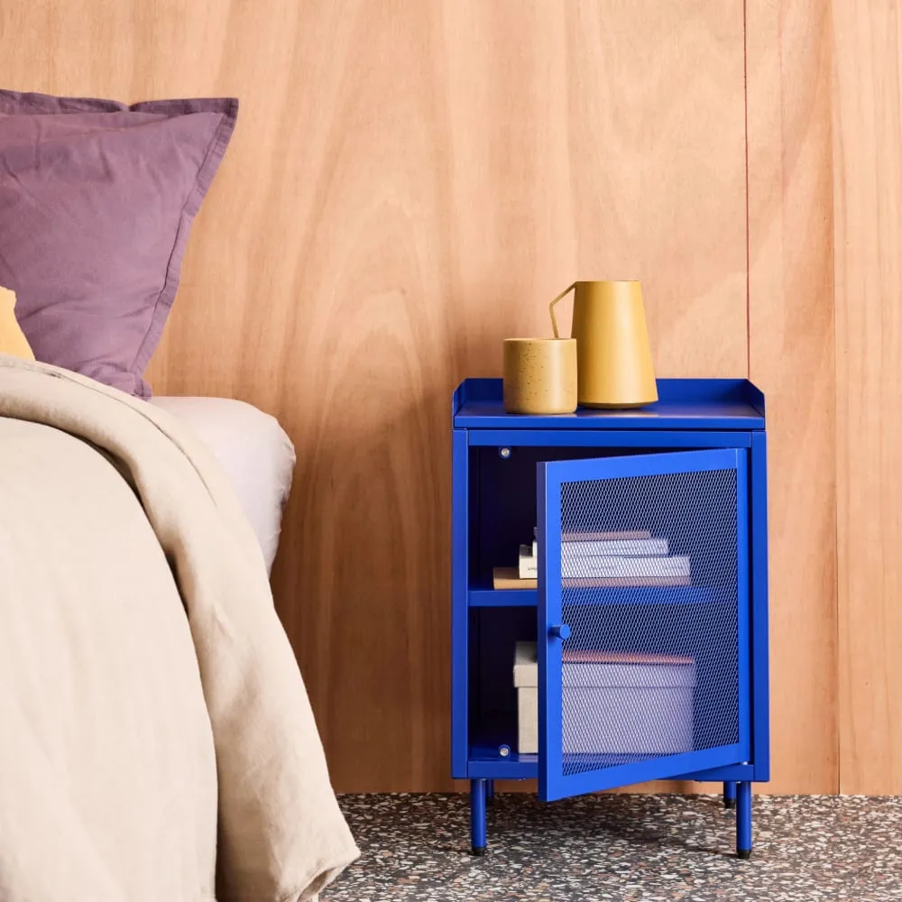 Illustration numéro 3 du produit Table de chevet industrielle métal bleu 1 porte grillagée