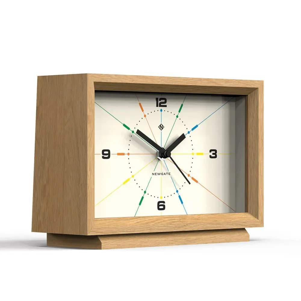 Illustration numéro 3 du produit Horloge de table en chêne clair