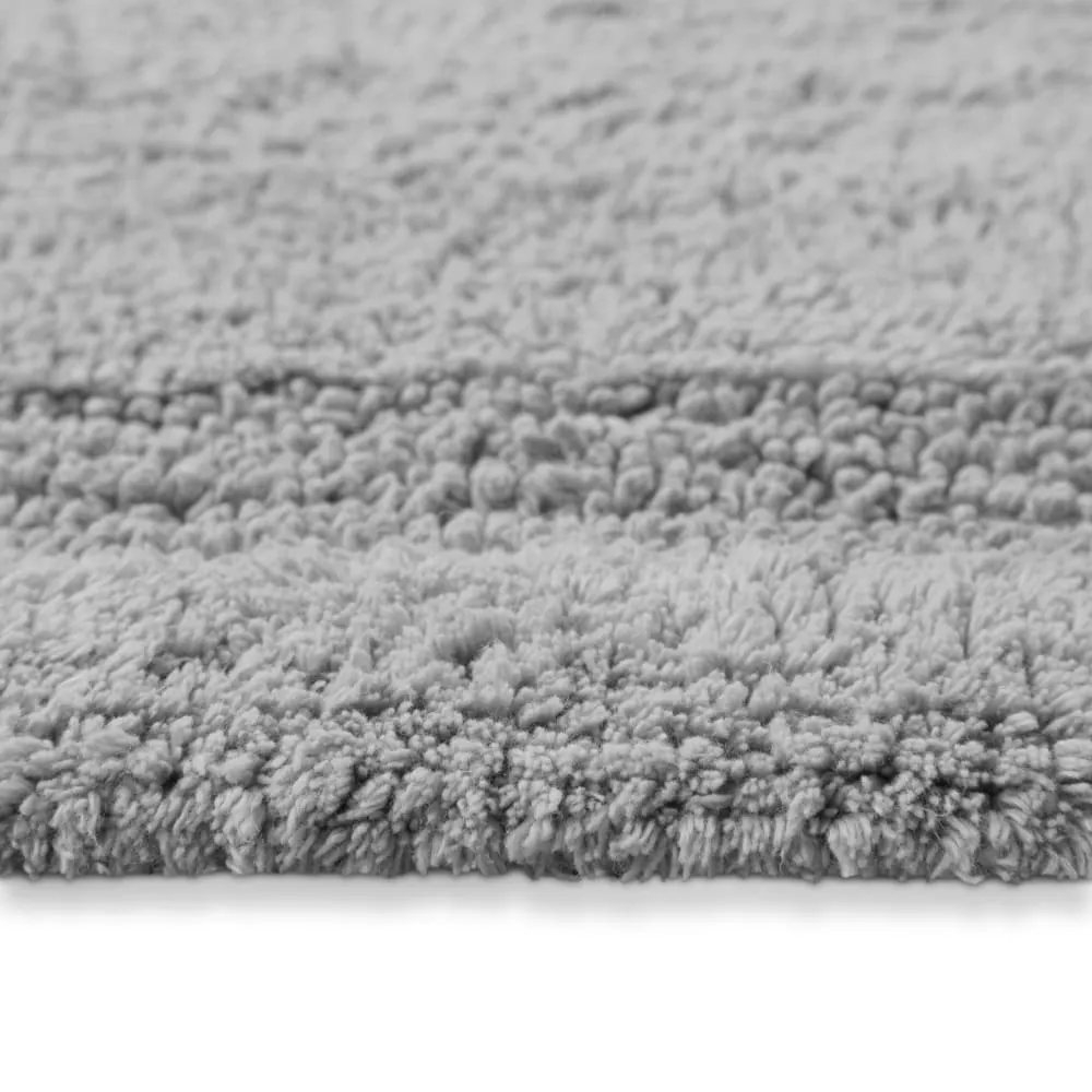 Illustration numéro 3 du produit Tapis de bain gris clair en coton 60x100
