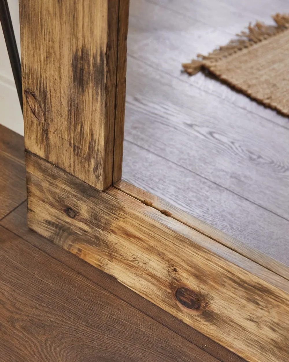 Illustration numéro 3 du produit Miroir en bois recyclé 165x65 cm