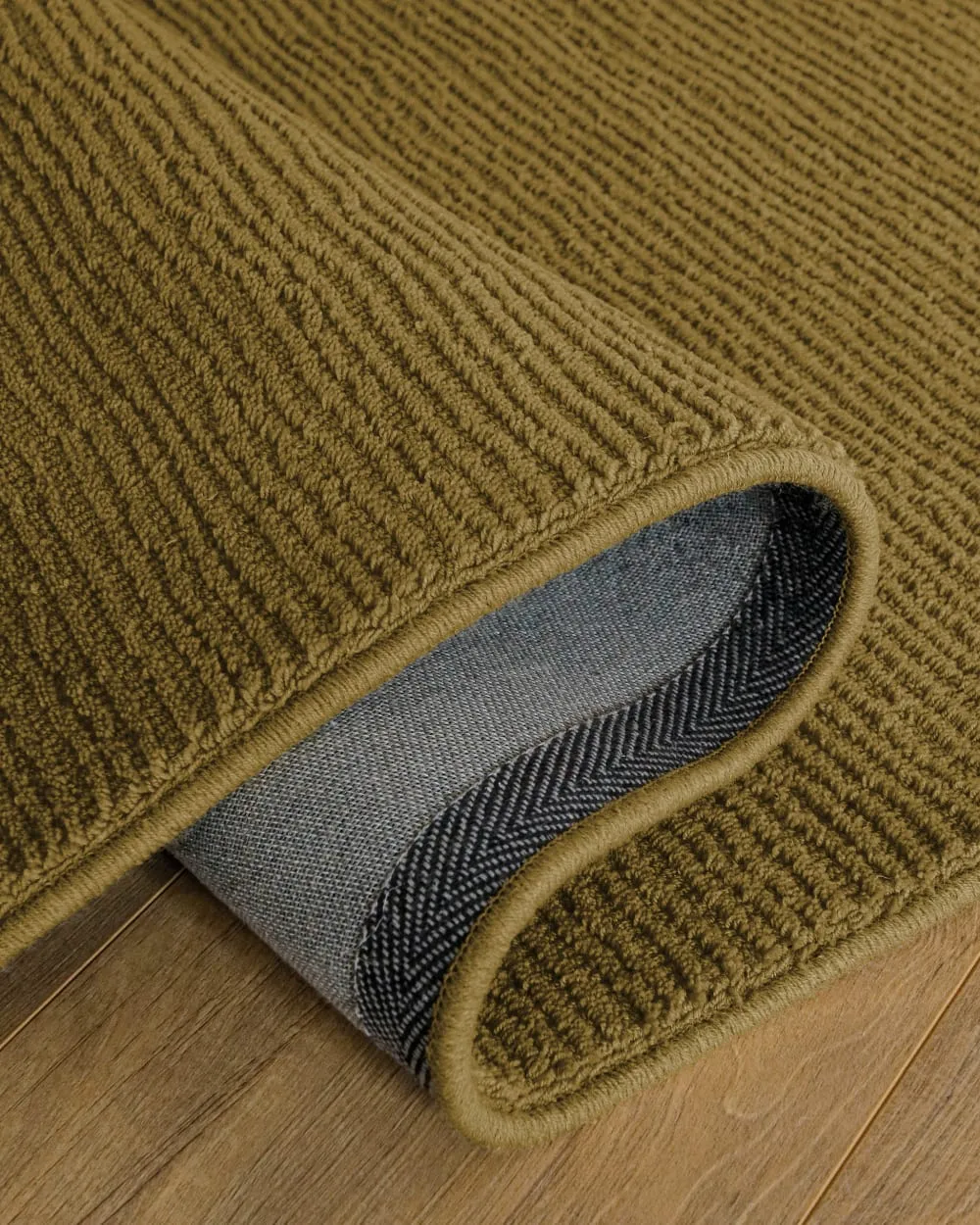 Illustration numéro 3 du produit Tapis en laine avec relief vert olive 140x200