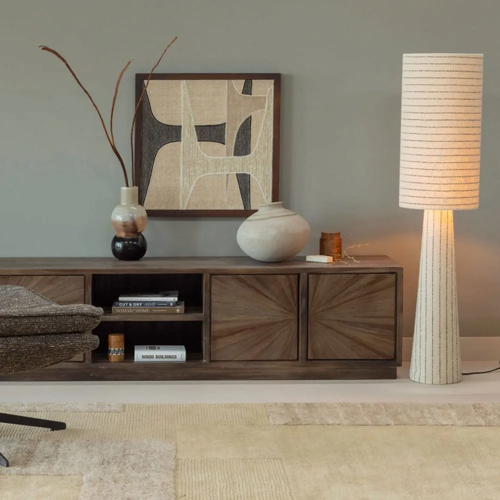 Illustration numéro 3 du produit Lampadaire à rayures en métal et tissu bouclette H130cm - Beige