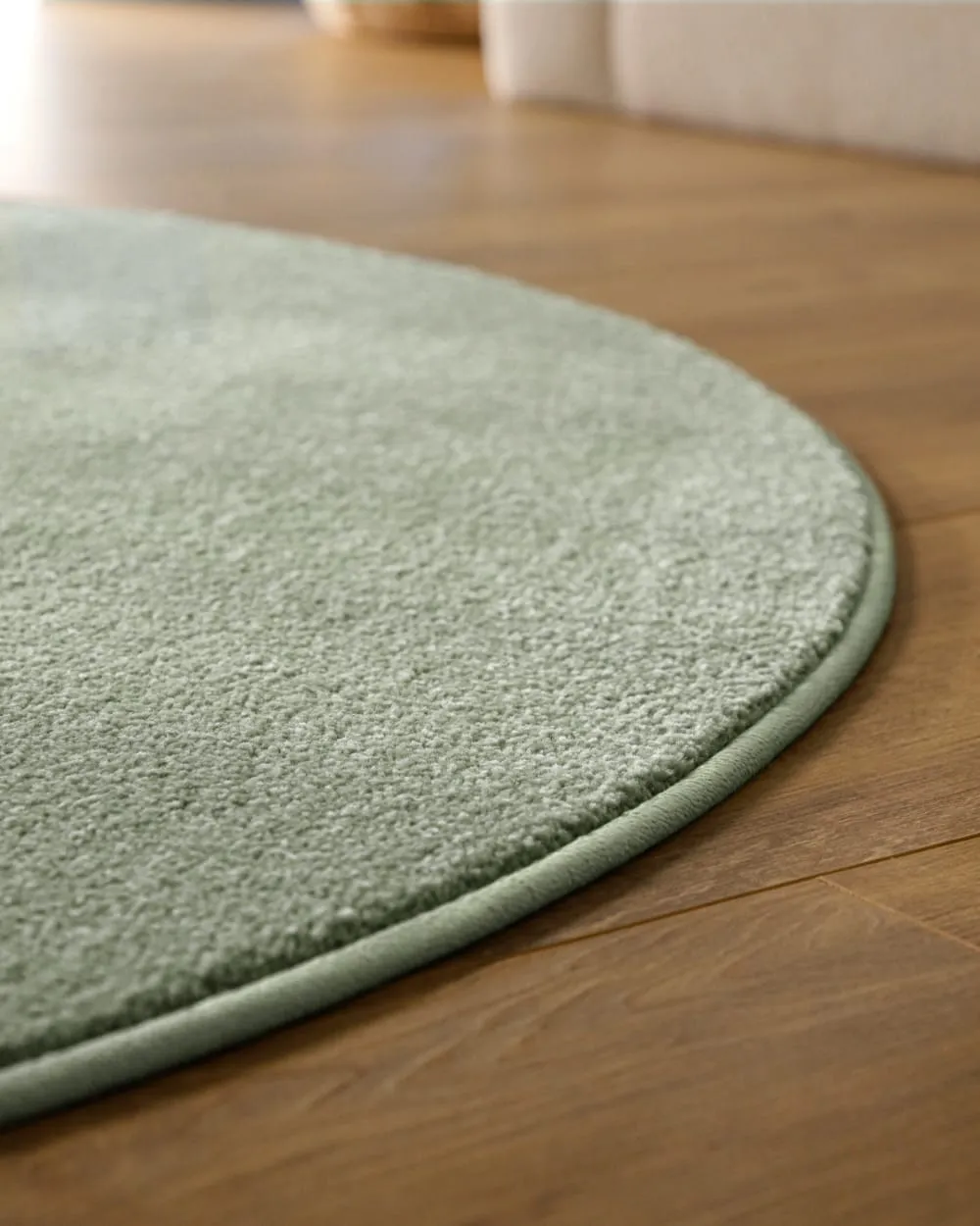 Illustration numéro 3 du produit Tapis rond tissé velours ras vert clair 200 rd.