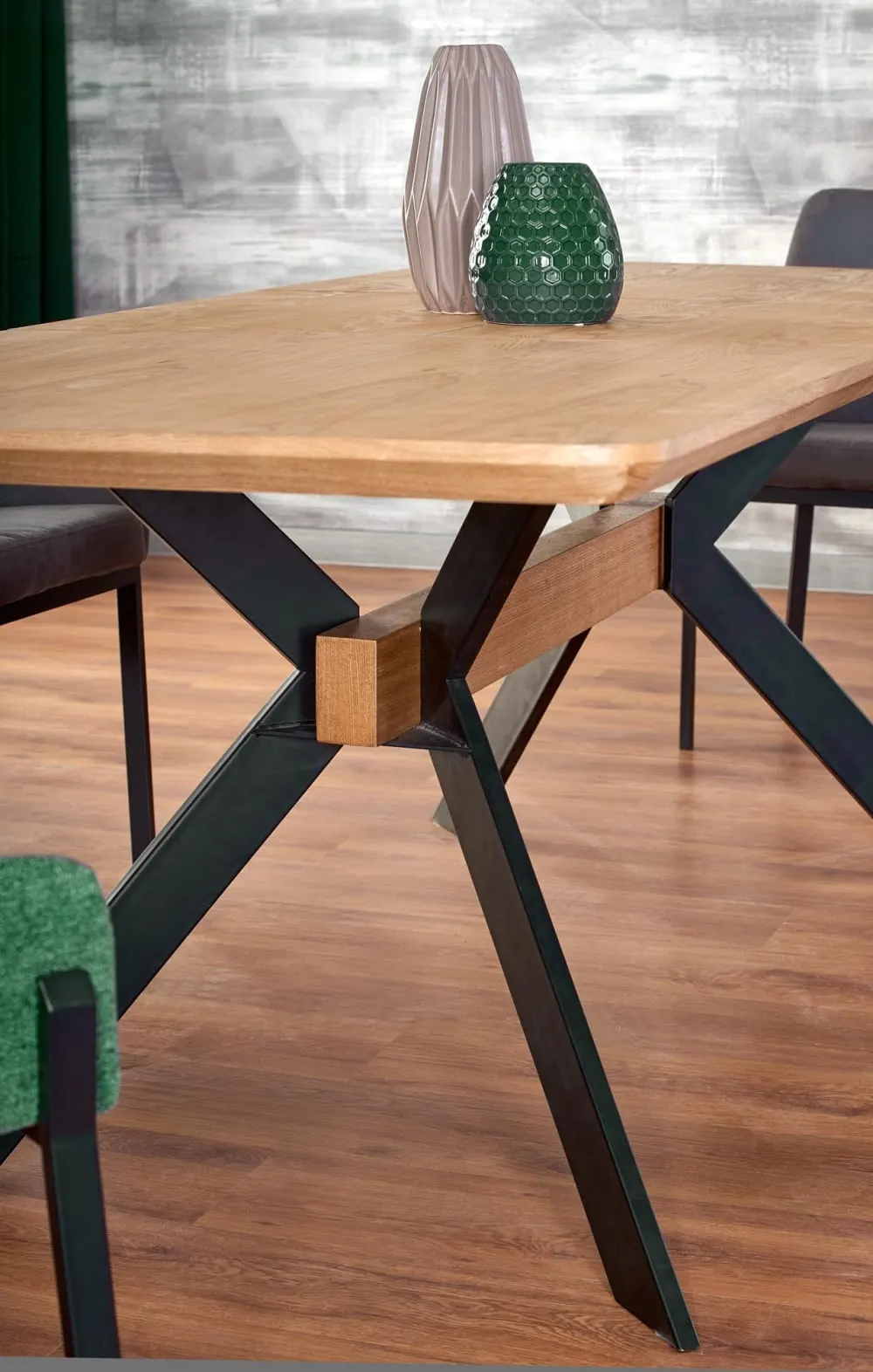 Illustration numéro 3 du produit Table à manger extensible aspect chêne et acier noir 160-220cm