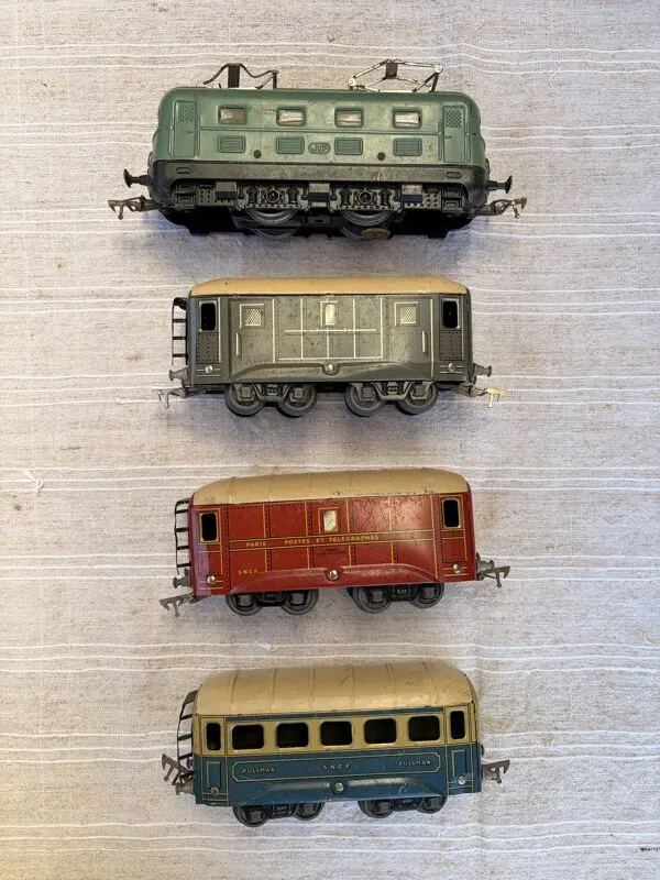 Illustration numéro 3 du produit Trains miniatures JEP