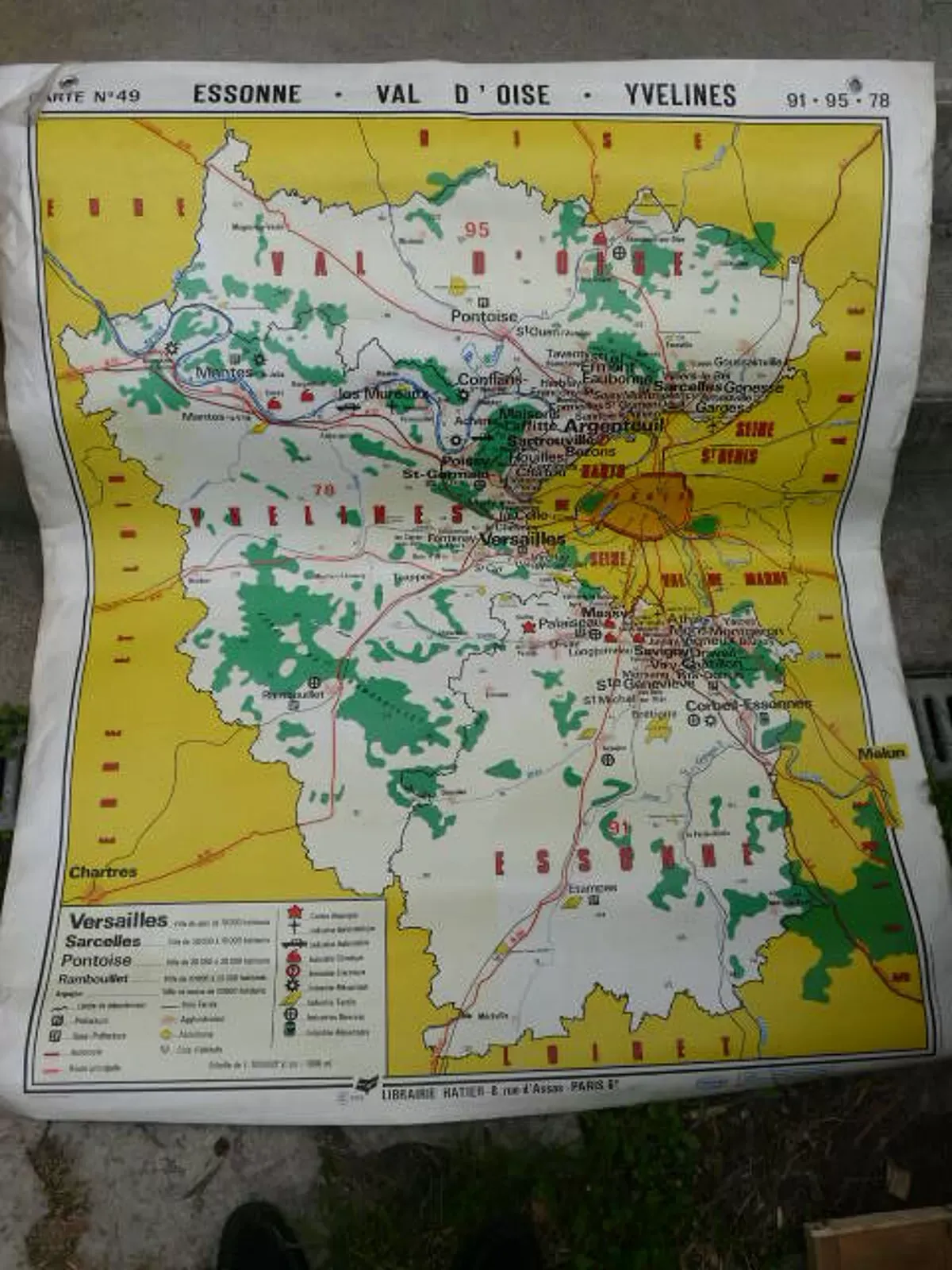 Illustration numéro 3 du produit Affiche scolaire N°49  Hatier 1969 Paris et banlieue