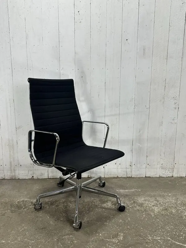 Illustration numéro 3 du produit Fauteuil de Bureau Eames EA 119