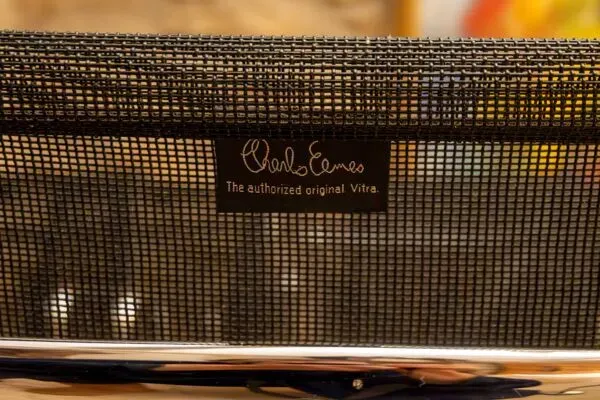 Illustration numéro 3 du produit Vitra Aluminium Chair EA108 - Charles Eames: Lot de 6